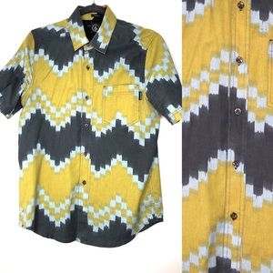 Volcom Men's Green Pattern Button Up